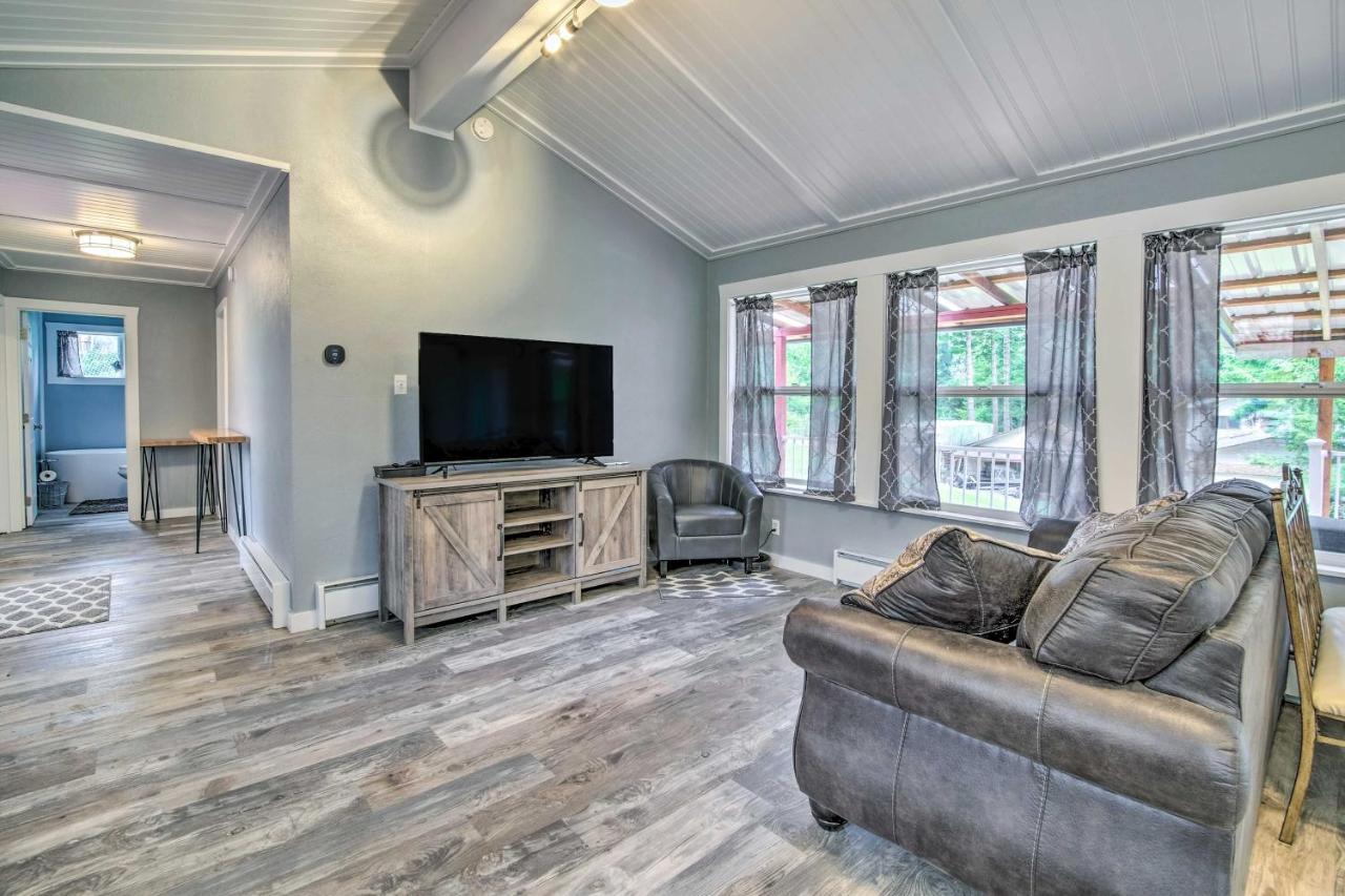 Cozy North Bend Getaway Near Dunes And Ocean! Lakeside Экстерьер фото